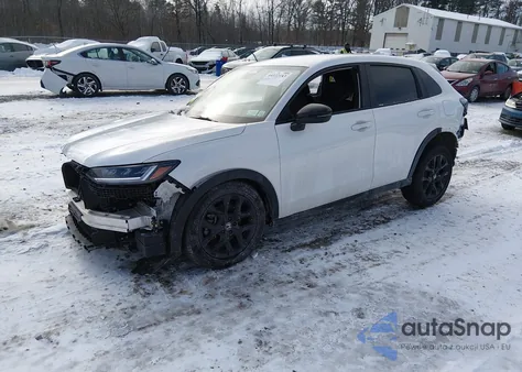 2023 Honda Hr-V Awd Sport z USA, uszkodzony, nr VIN 3CZRZ2H51PM732812
